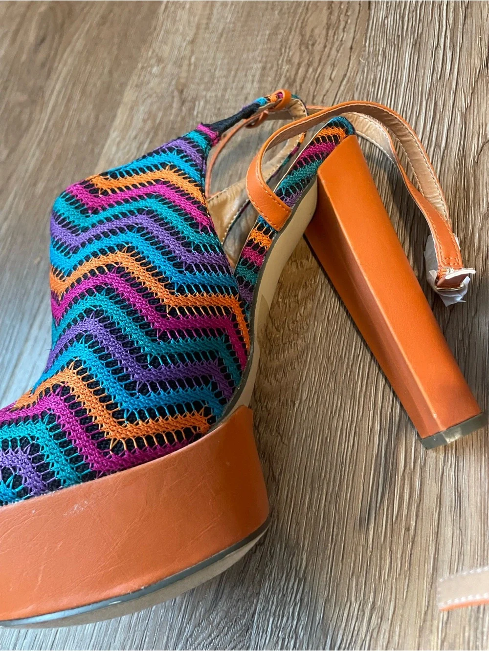 N/A bold multicolor